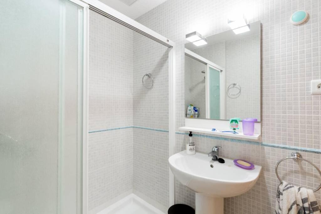 La Rapita - Apartamento De Dos Dormitorios Con Piscina Comunitaria Alcanar Eksteriør bilde