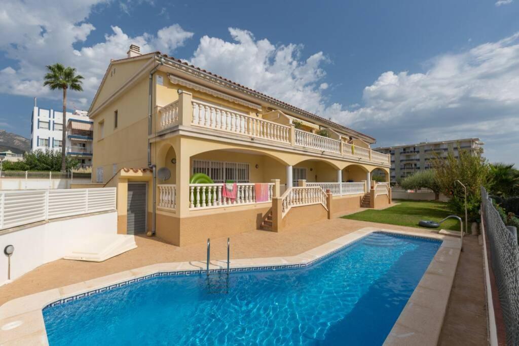 La Rapita - Apartamento De Dos Dormitorios Con Piscina Comunitaria Alcanar Eksteriør bilde