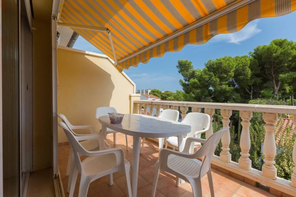 La Rapita - Apartamento De Dos Dormitorios Con Piscina Comunitaria Alcanar Eksteriør bilde